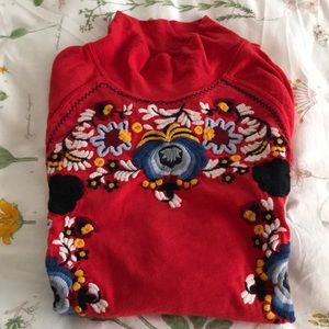 Mockneck sweater with floral embroidery